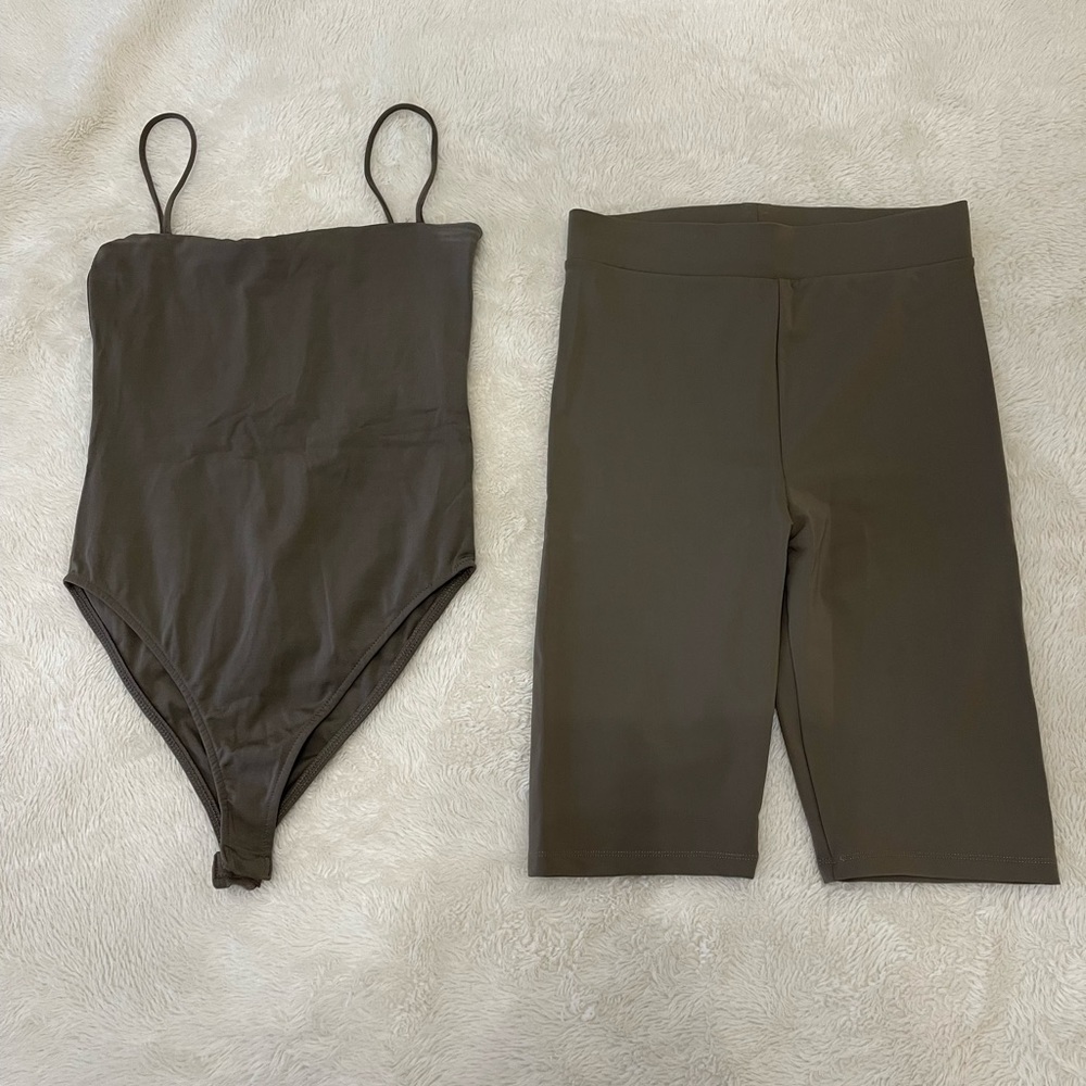 ****SOLD****Zara Bodysuit and Biker Short Set ✨ - Picture 2 of 6